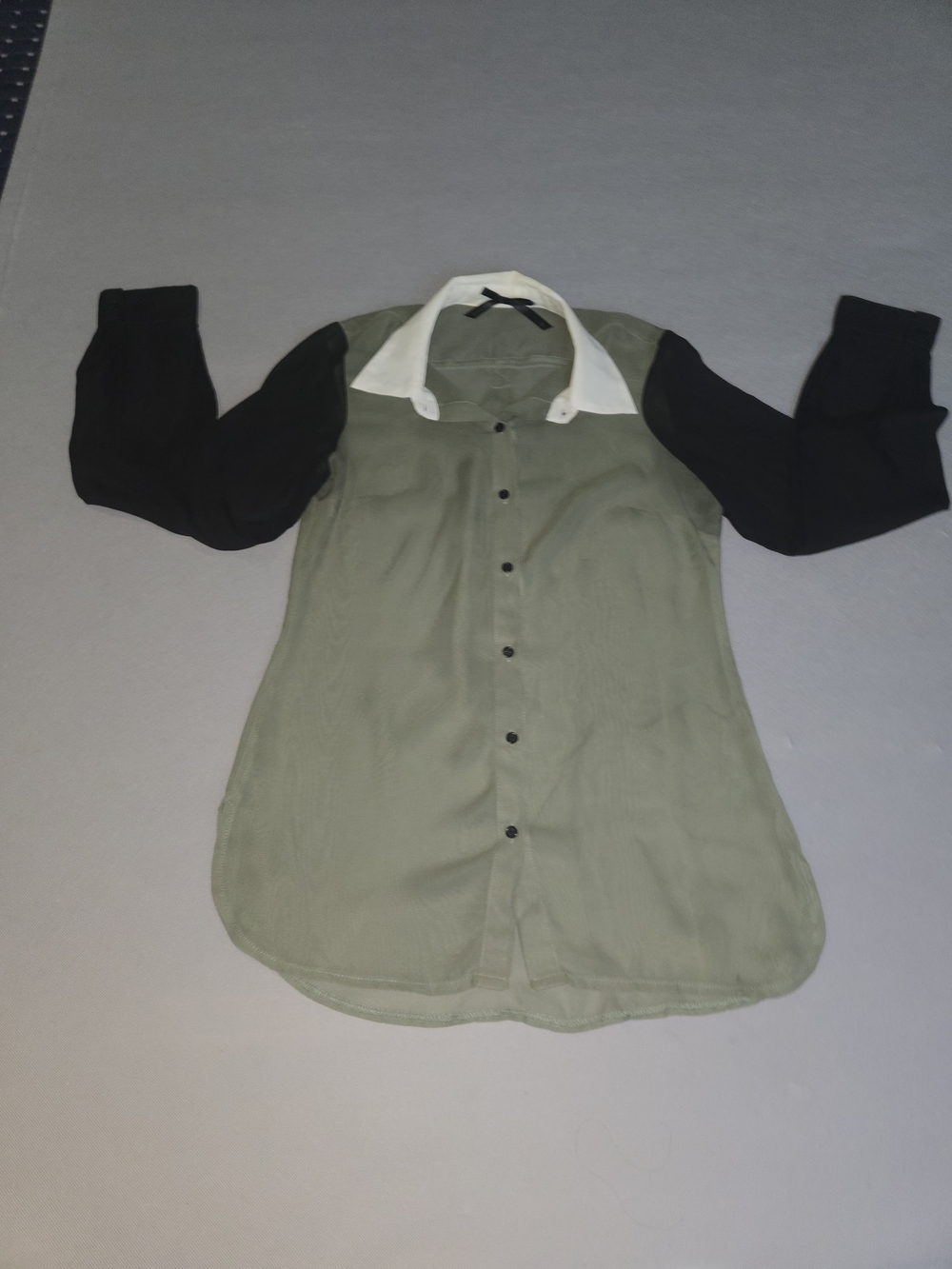 Women’s Colorblock Button-Up Blouse in Olive with Black Sleeves